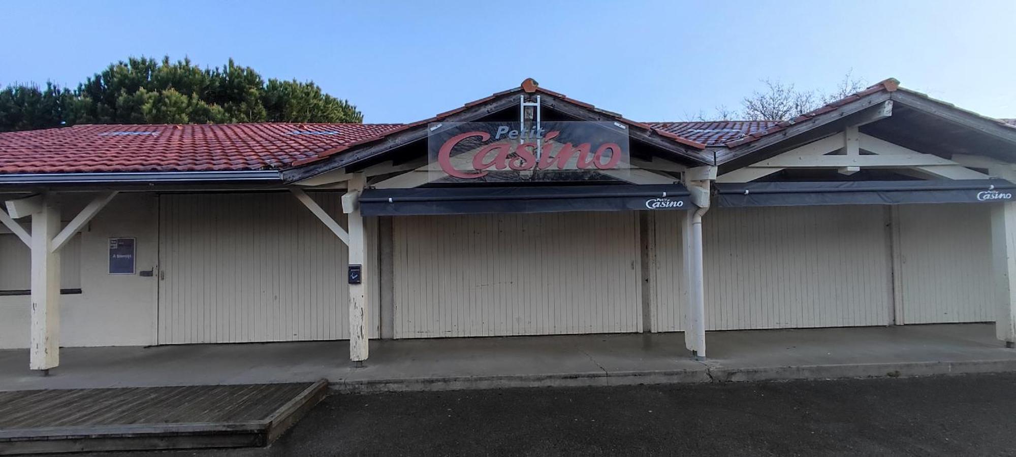 ホテル Au Bonheur Des Landes Gastes エクステリア 写真
