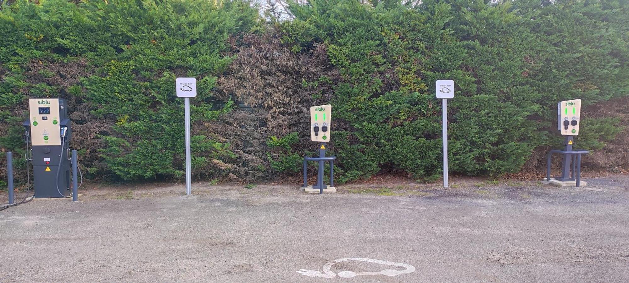 ホテル Au Bonheur Des Landes Gastes エクステリア 写真